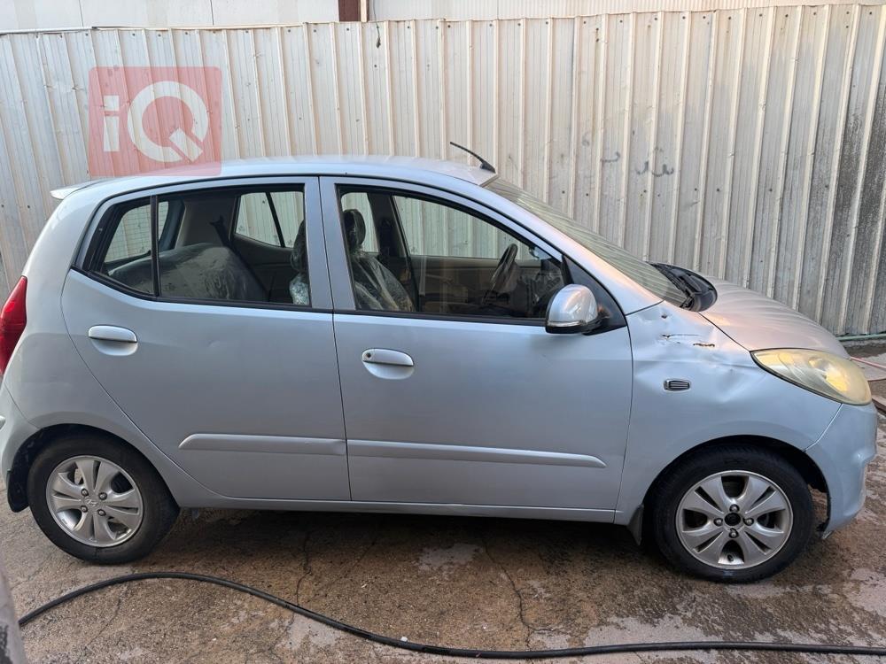 هيونداي i10